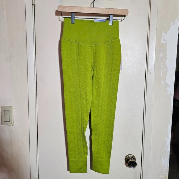 🏷️NWT JoyLab Seamless High Rise Cable Knit 7/8 Leggings In Lime Green - Size XS - Picture 4 of 10